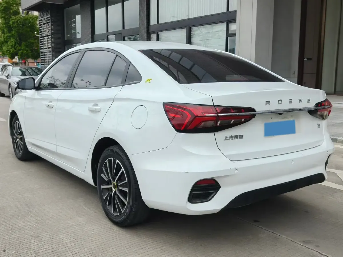 2021 Roewe i5 1.5L 120HP L4 CVT,autocango,china used car exporter,china ev exporter,chinese used car exporter,chinese used ev exporter