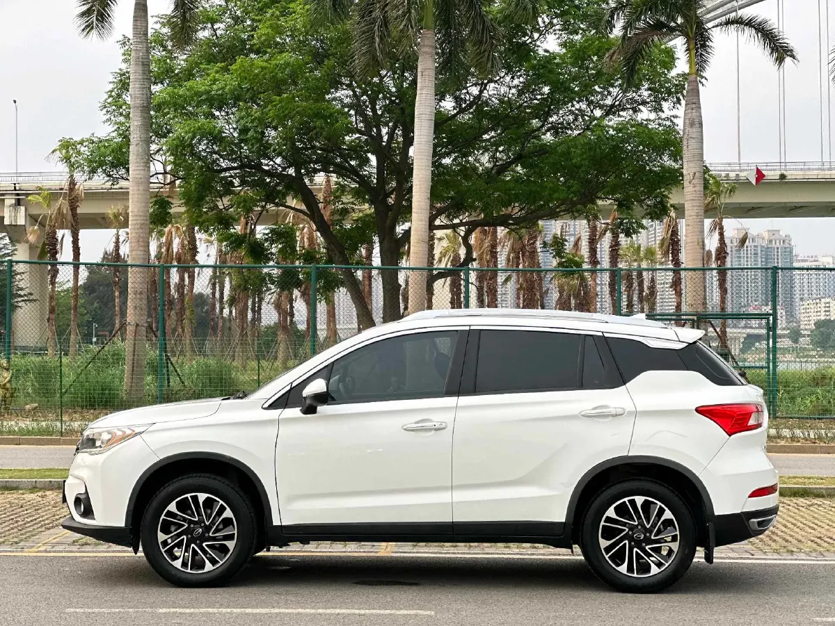 2017 GAC Trumpchi GS4 1.5T 152HP L4 6AT,autocango,china used car exporter,china ev exporter,chinese used car exporter,chinese used ev exporter