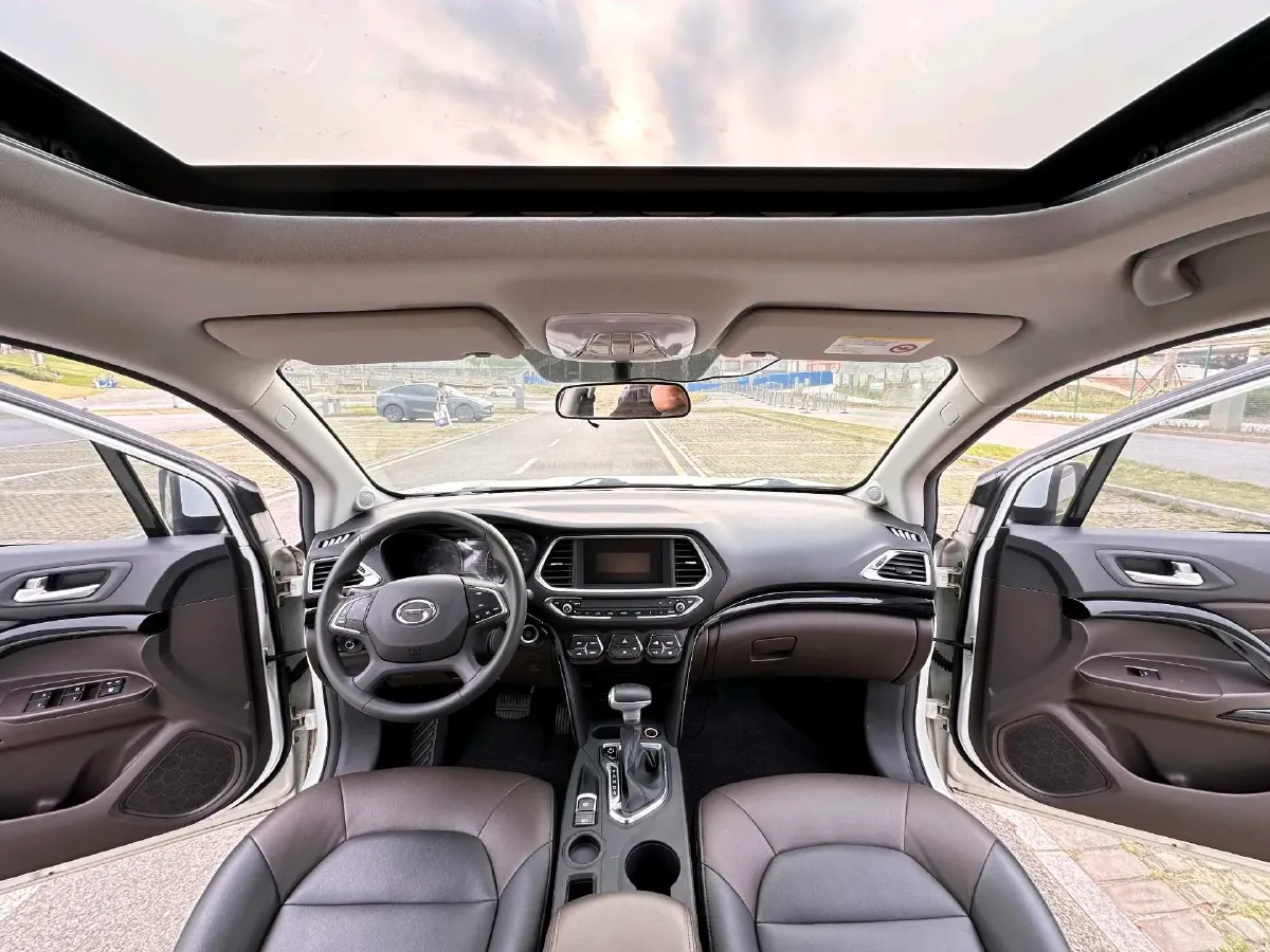 2017 GAC Trumpchi GS4 1.5T 152HP L4 6AT,autocango,china used car exporter,china ev exporter,chinese used car exporter,chinese used ev exporter