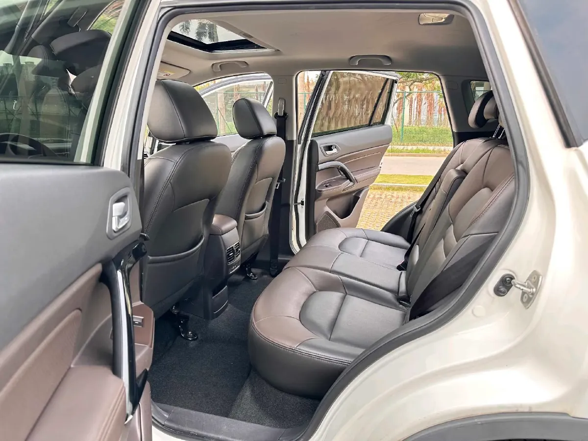 2017 GAC Trumpchi GS4 1.5T 152HP L4 6AT,autocango,china used car exporter,china ev exporter,chinese used car exporter,chinese used ev exporter