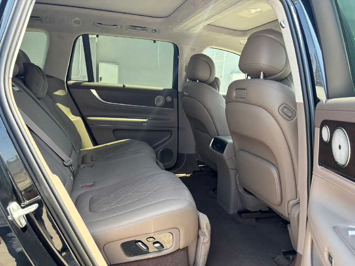 2024 AITO AITO M9 BEV 100KWH,autocango,china used car exporter,china ev exporter,chinese used car exporter,chinese used ev exporter