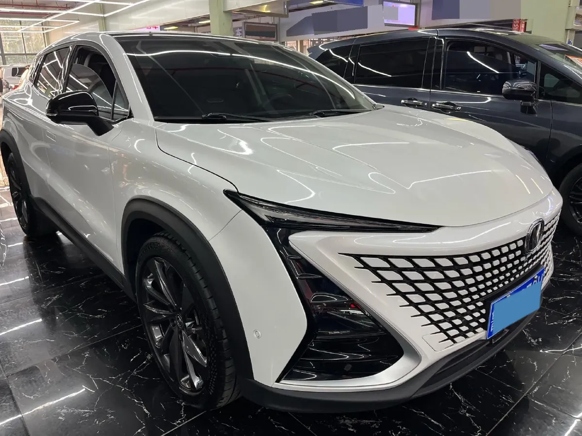 2020 ChangAn UNI-T 1.5T 180HP L4 7DCT,autocango,china used car exporter,china ev exporter,chinese used car exporter,chinese used ev exporter