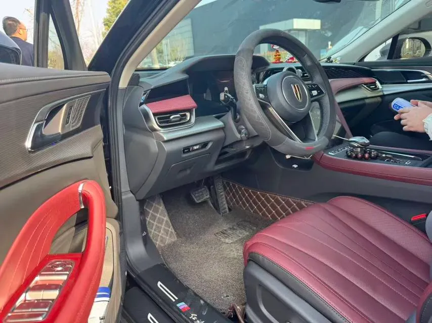 2023 HongQi H5 2.0T 224HP L4 8AT,autocango,china used car exporter,china ev exporter,chinese used car exporter,chinese used ev exporter