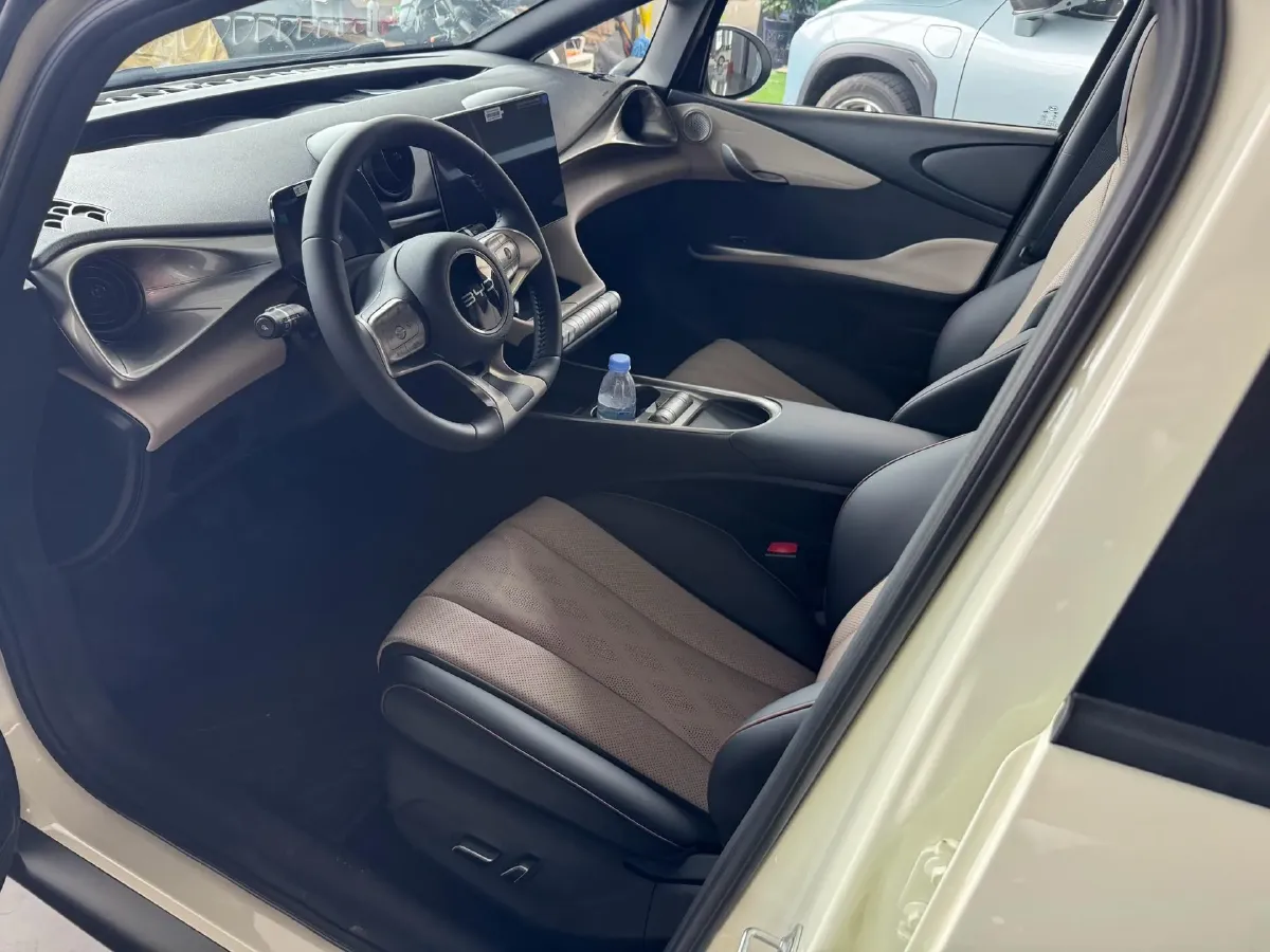 2025 BYD Dolphin BEV 44.928KWH,autocango,china used car exporter,china ev exporter,chinese used car exporter,chinese used ev exporter