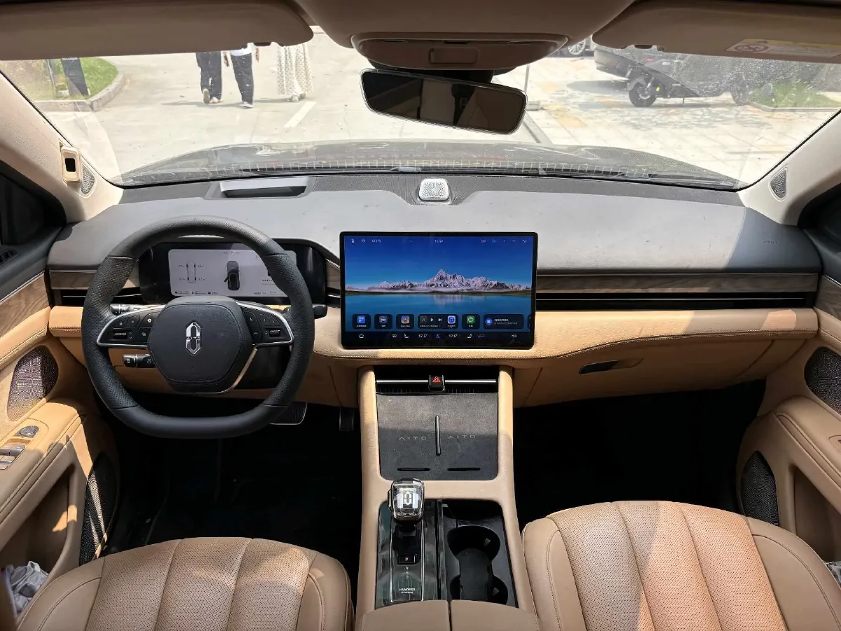 2022 Volvo S60 2.0T 197HP L4 8AT,autocango,china used car exporter,china ev exporter,chinese used car exporter,chinese used ev exporter