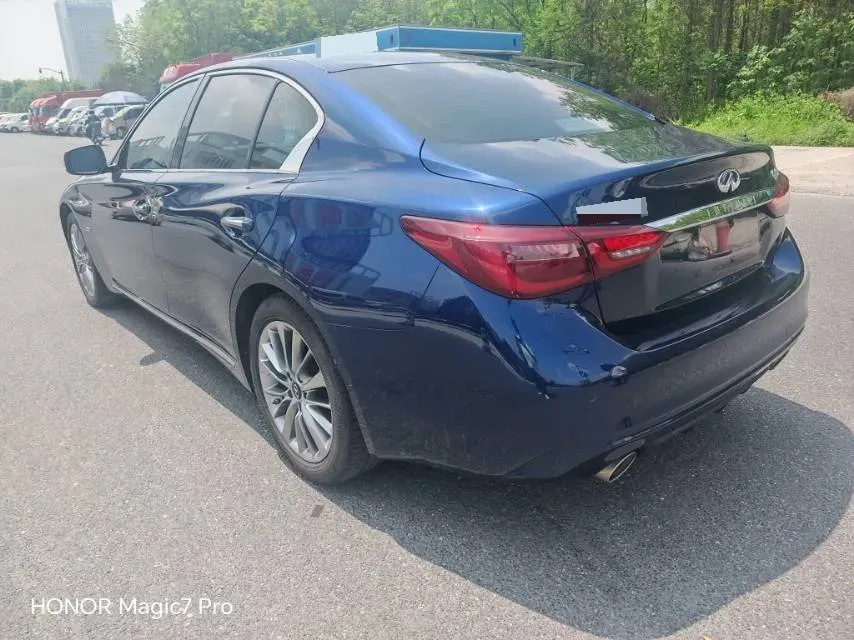 2018 Jeep Grand Commander 2.0T 265HP L4 9AT,autocango,china used car exporter,china ev exporter,chinese used car exporter,chinese used ev exporter