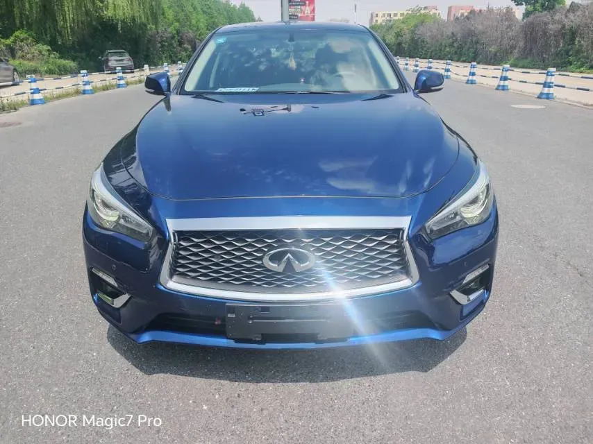 2018 Jeep Grand Commander 2.0T 265HP L4 9AT,autocango,china used car exporter,china ev exporter,chinese used car exporter,chinese used ev exporter