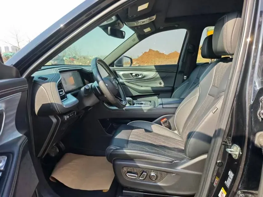 2022 GAC Trumpchi GS8 2.0T 252HP L4 8AT,autocango,china used car exporter,china ev exporter,chinese used car exporter,chinese used ev exporter