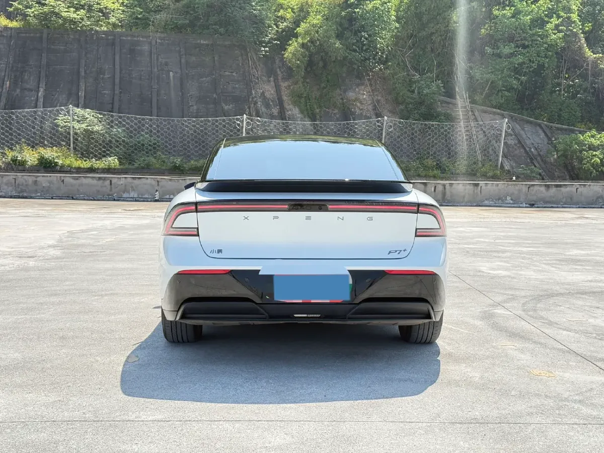 2024 Xpeng P7+ BEV 60.7KWH,autocango,china used car exporter,china ev exporter,chinese used car exporter,chinese used ev exporter