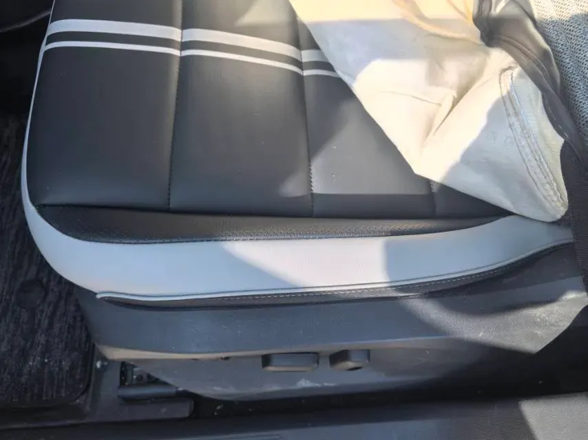 2023 Volkswagen T-Roc 1.5T 160HP L4 7DCT,autocango,china used car exporter,china ev exporter,chinese used car exporter,chinese used ev exporter