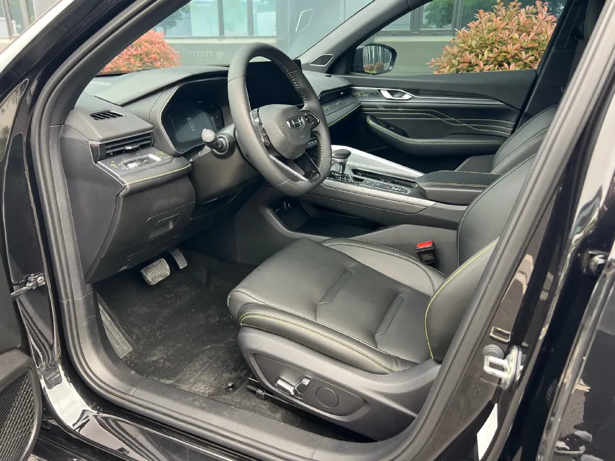 2023 Geely Preface 1.5T 181HP L4 7DCT,autocango,china used car exporter,china ev exporter,chinese used car exporter,chinese used ev exporter