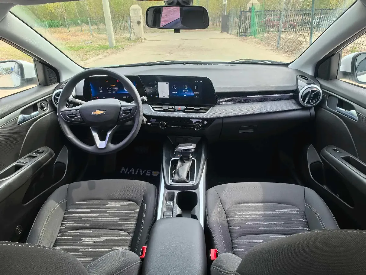 2023 Chevrolet Monza 1.5L 113HP L4 6DCT,autocango,china used car exporter,china ev exporter,chinese used car exporter,chinese used ev exporter