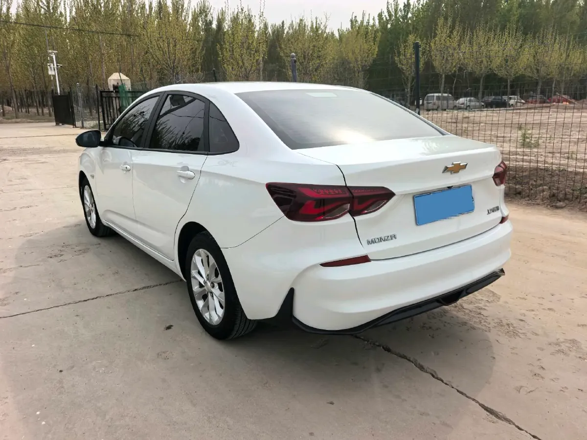 2023 Chevrolet Monza 1.5L 113HP L4 6DCT,autocango,china used car exporter,china ev exporter,chinese used car exporter,chinese used ev exporter