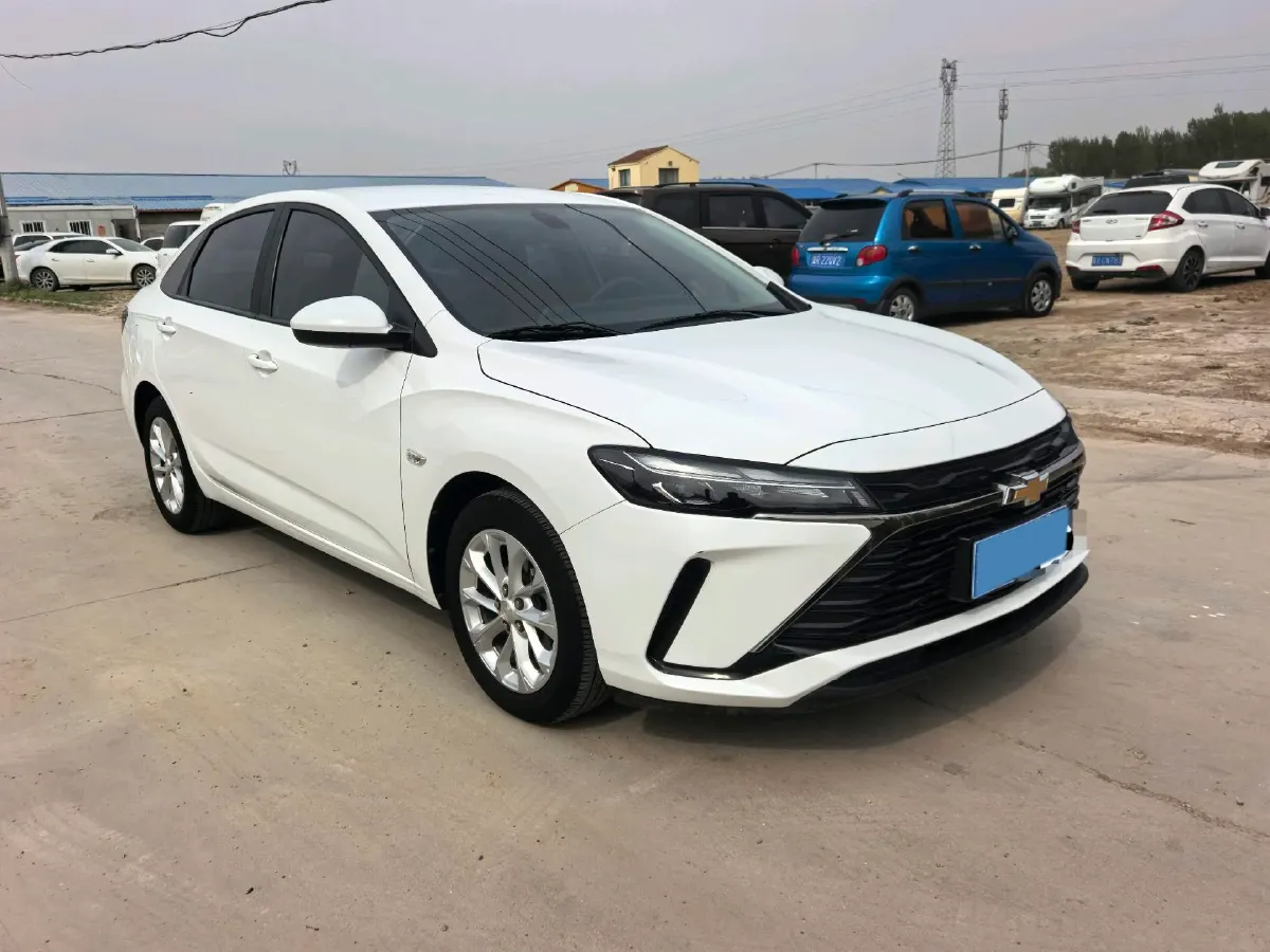 2023 Chevrolet Monza 1.5L 113HP L4 6DCT,autocango,china used car exporter,china ev exporter,chinese used car exporter,chinese used ev exporter