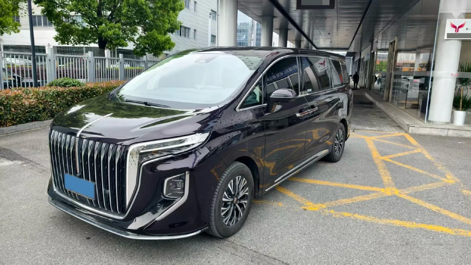 2024 HongQi HQ9 2.0T 163HP L4 1DHT PHEV 20.14KWH,autocango,china used car exporter,china ev exporter,chinese used car exporter,chinese used ev exporter
