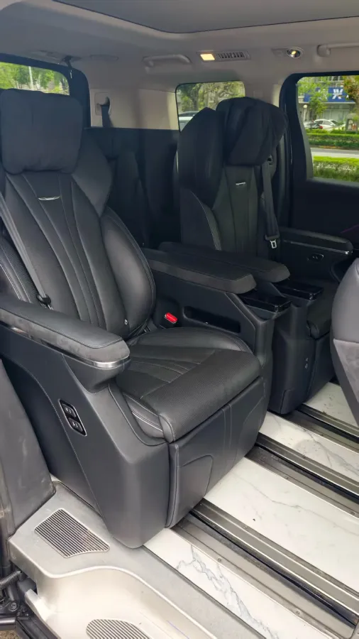 2024 HongQi HQ9 2.0T 163HP L4 1DHT PHEV 20.14KWH,autocango,china used car exporter,china ev exporter,chinese used car exporter,chinese used ev exporter