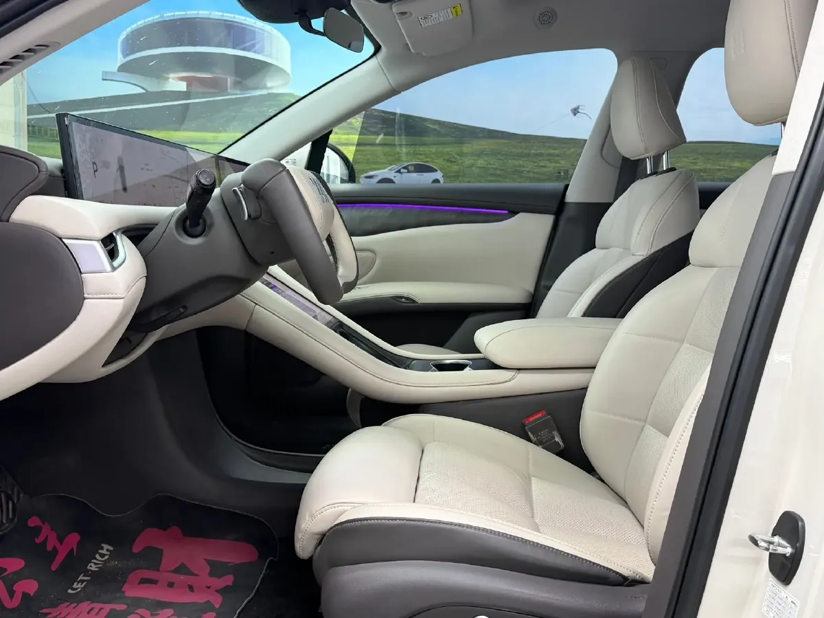 2023 IM LS6 BEV 71KWH,autocango,china used car exporter,china ev exporter,chinese used car exporter,chinese used ev exporter