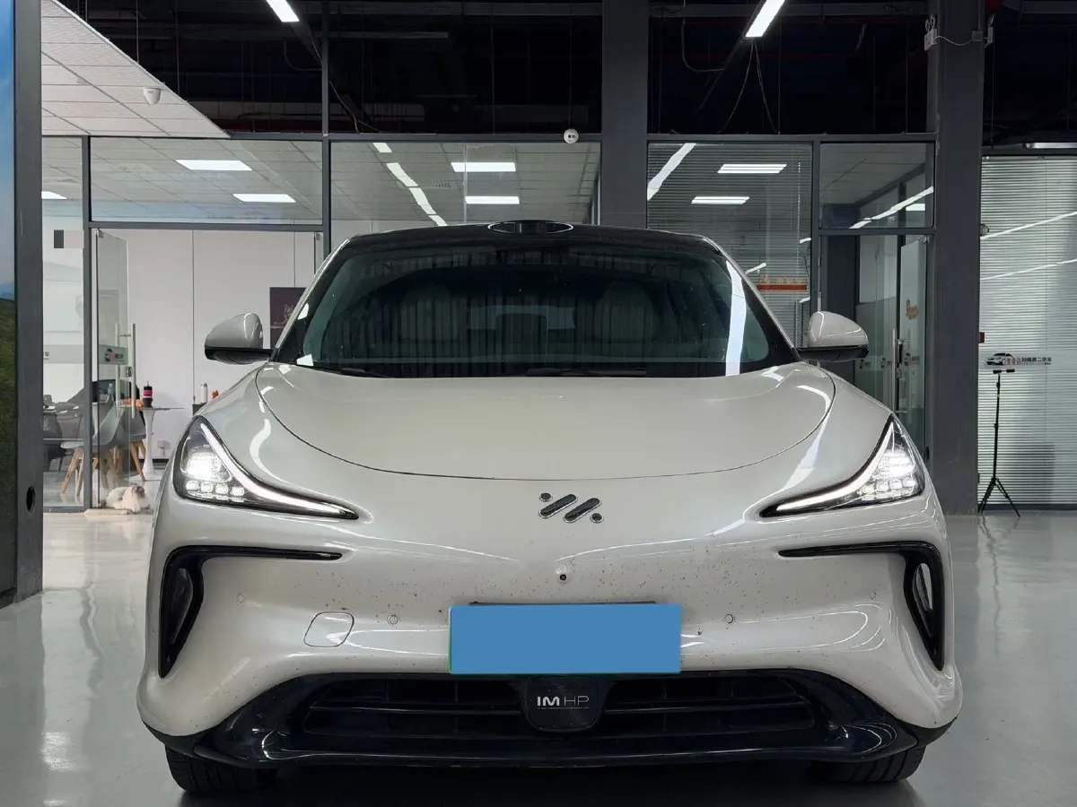 2023 IM LS6 BEV 71KWH,autocango,china used car exporter,china ev exporter,chinese used car exporter,chinese used ev exporter