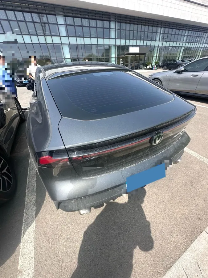 2022 ChangAn UNI-V 1.5T 188HP L4 7DCT,autocango,china used car exporter,china ev exporter,chinese used car exporter,chinese used ev exporter