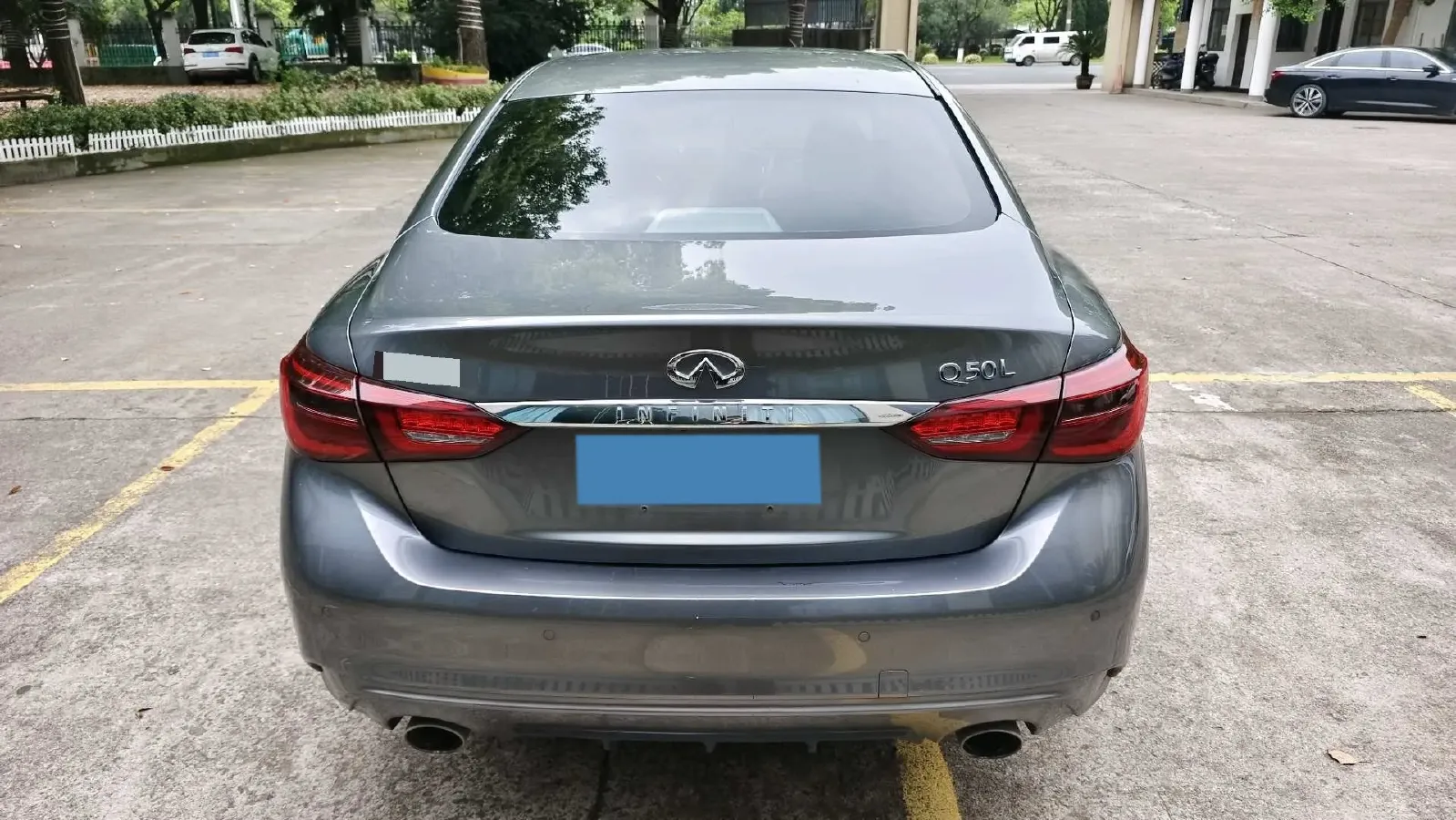 2018 Jeep Grand Commander 2.0T 265HP L4 9AT,autocango,china used car exporter,china ev exporter,chinese used car exporter,chinese used ev exporter