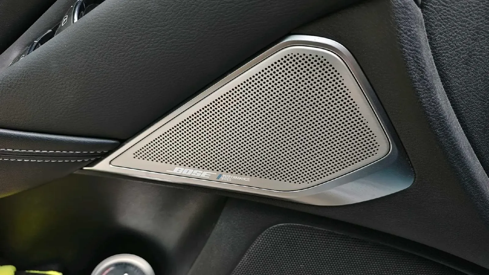 2018 Jeep Grand Commander 2.0T 265HP L4 9AT,autocango,china used car exporter,china ev exporter,chinese used car exporter,chinese used ev exporter