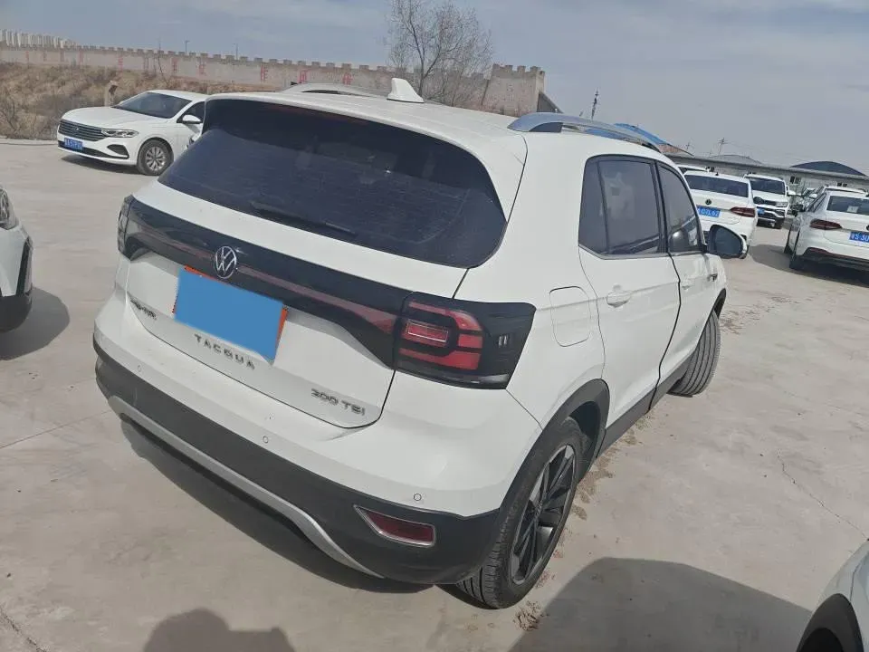 2021 Volkswagen Tacqua 1.2T 116HP L4 7DCT,autocango,china used car exporter,china ev exporter,chinese used car exporter,chinese used ev exporter