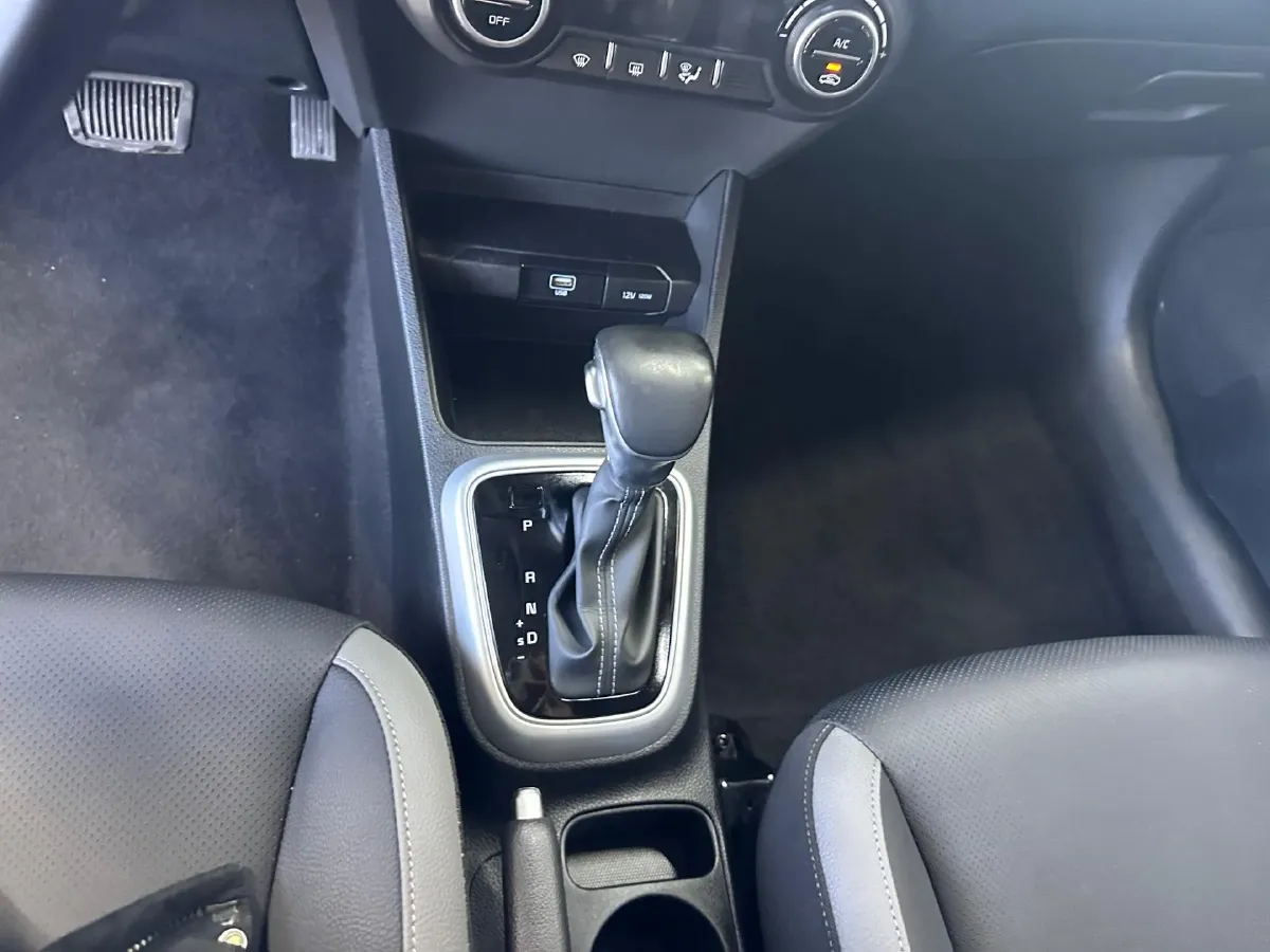 2021 Kia KX1 1.4L 100HP L4 CVT,autocango,china used car exporter,china ev exporter,chinese used car exporter,chinese used ev exporter