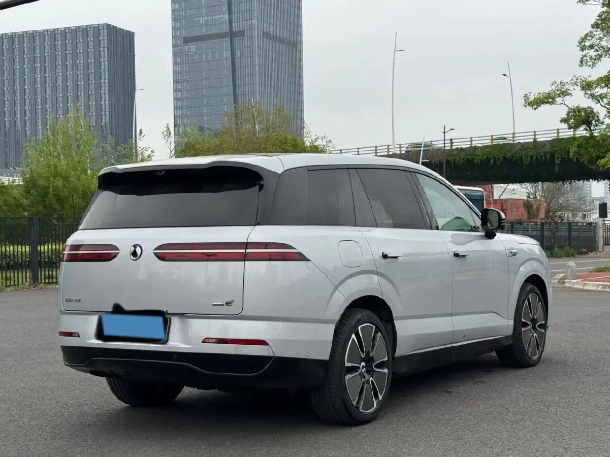 2025 Denza DenzaN8L 2.0T 207HP L4 E-CVT PHEV,autocango,china used car exporter,china ev exporter,chinese used car exporter,chinese used ev exporter