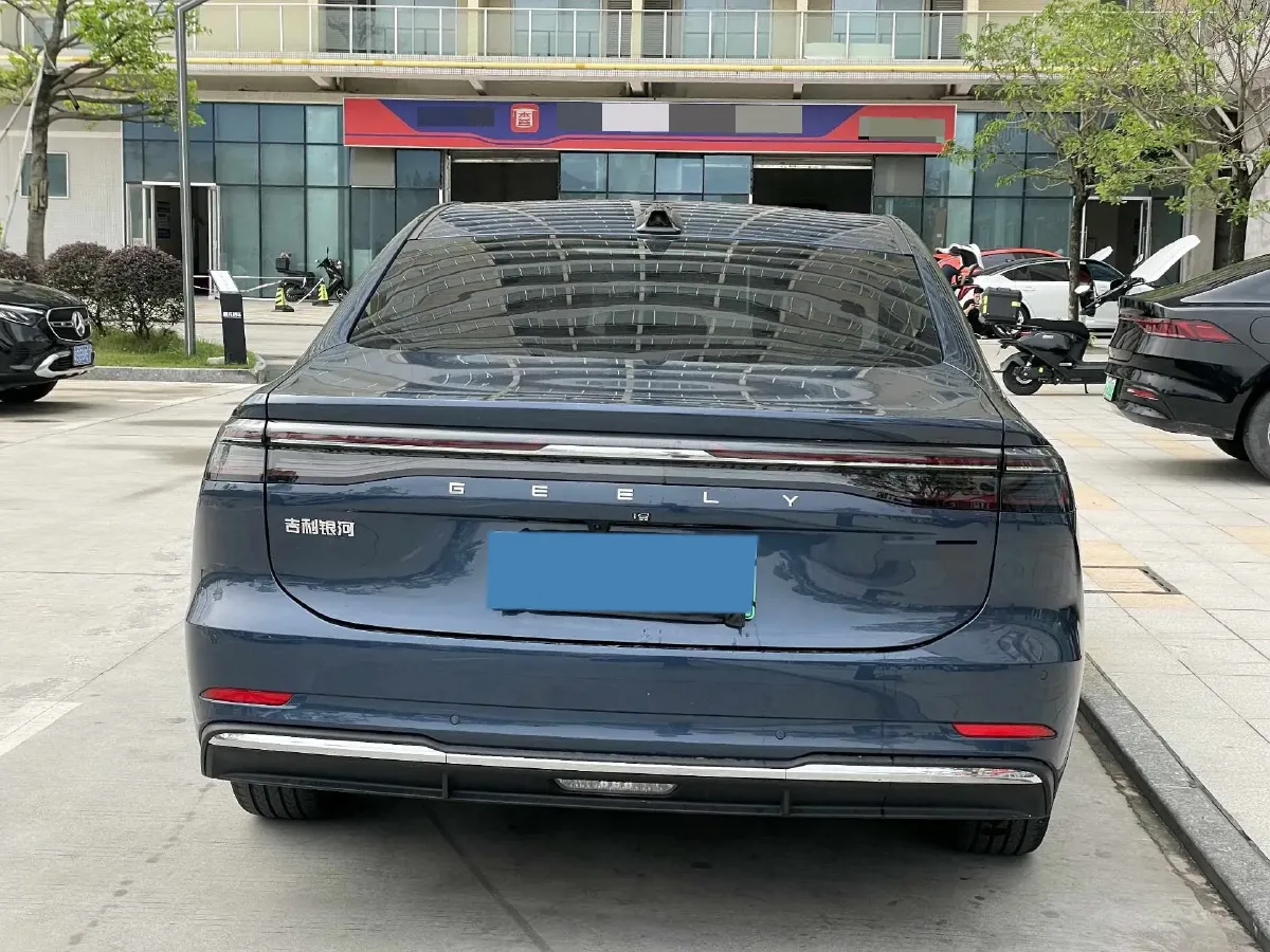 2025 Geely Galaxy A7 1.5L 112HP L4 1DHT PHEV,autocango,china used car exporter,china ev exporter,chinese used car exporter,chinese used ev exporter