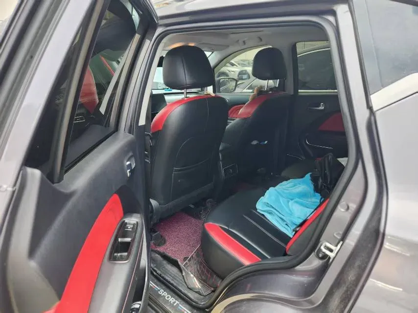 2021 GAC Trumpchi GS3 1.5T 169HP L4 6AT,autocango,china used car exporter,china ev exporter,chinese used car exporter,chinese used ev exporter