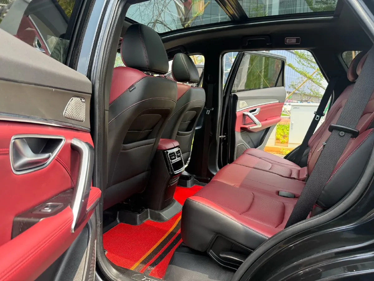 2021 Jetour X70 Plus 1.6T 197HP L4 7DCT,autocango,china used car exporter,china ev exporter,chinese used car exporter,chinese used ev exporter