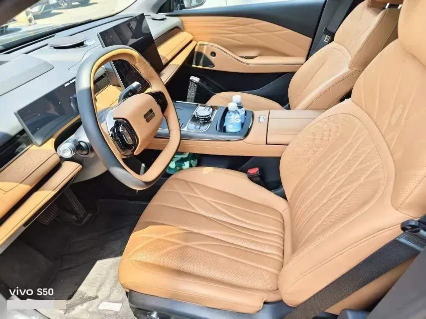 2025 Geely Galaxy Starshine 8 1.5T 163HP L4 3DHT PHEV 27.69KWH,autocango,china used car exporter,china ev exporter,chinese used car exporter,chinese used ev exporter