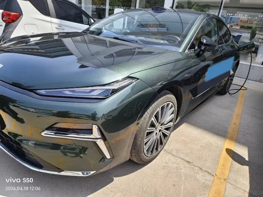 2025 Geely Galaxy Starshine 8 1.5T 163HP L4 3DHT PHEV 27.69KWH,autocango,china used car exporter,china ev exporter,chinese used car exporter,chinese used ev exporter