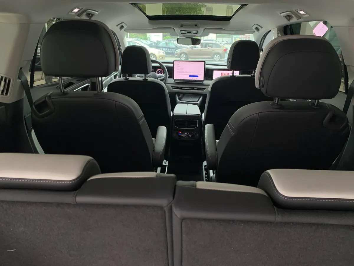 2026 Volkswagen Talagon 2.0T 272HP L4 7DCT,autocango,china used car exporter,china ev exporter,chinese used car exporter,chinese used ev exporter