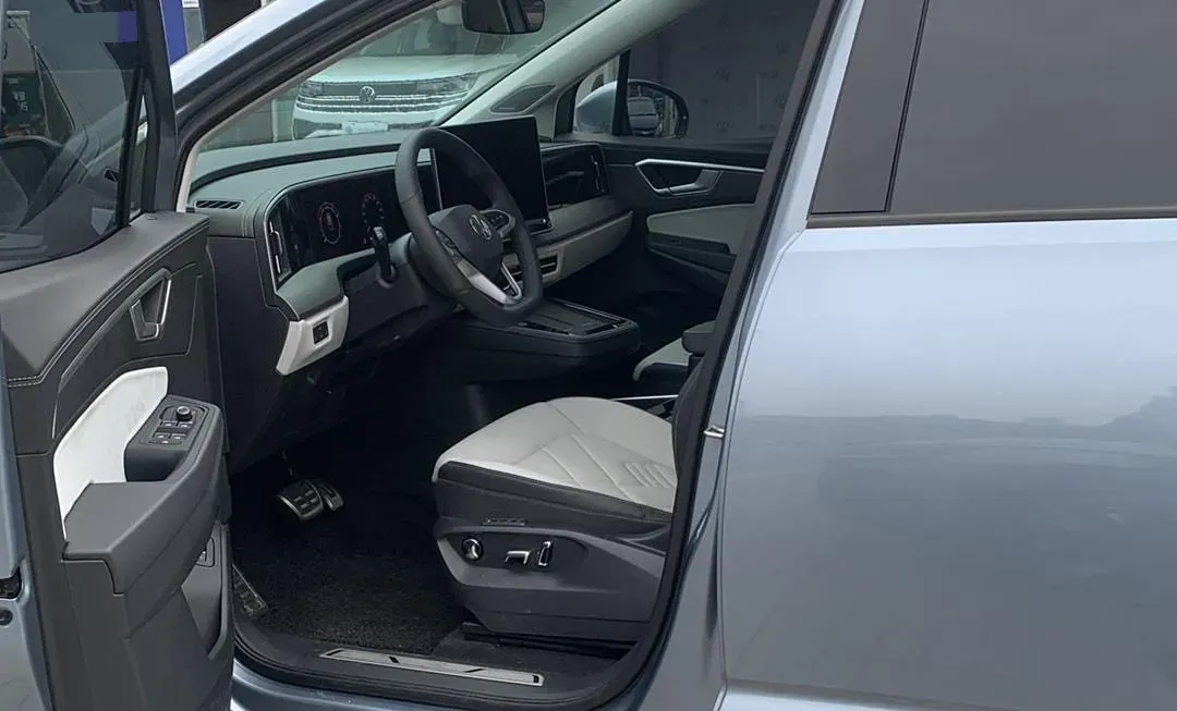 2026 Volkswagen Talagon 2.0T 272HP L4 7DCT,autocango,china used car exporter,china ev exporter,chinese used car exporter,chinese used ev exporter