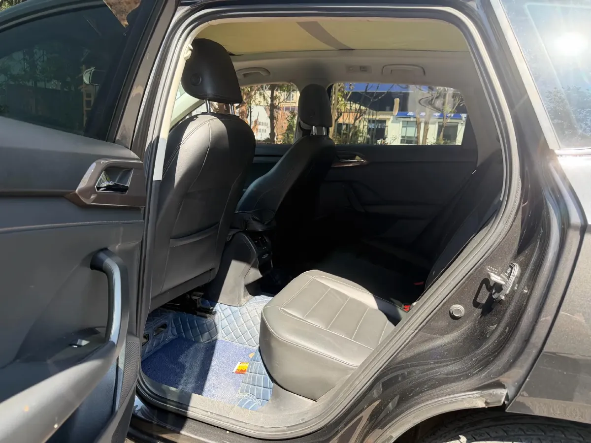 2020 Volkswagen Tharu 1.4T 150HP L4 7DCT,autocango,china used car exporter,china ev exporter,chinese used car exporter,chinese used ev exporter