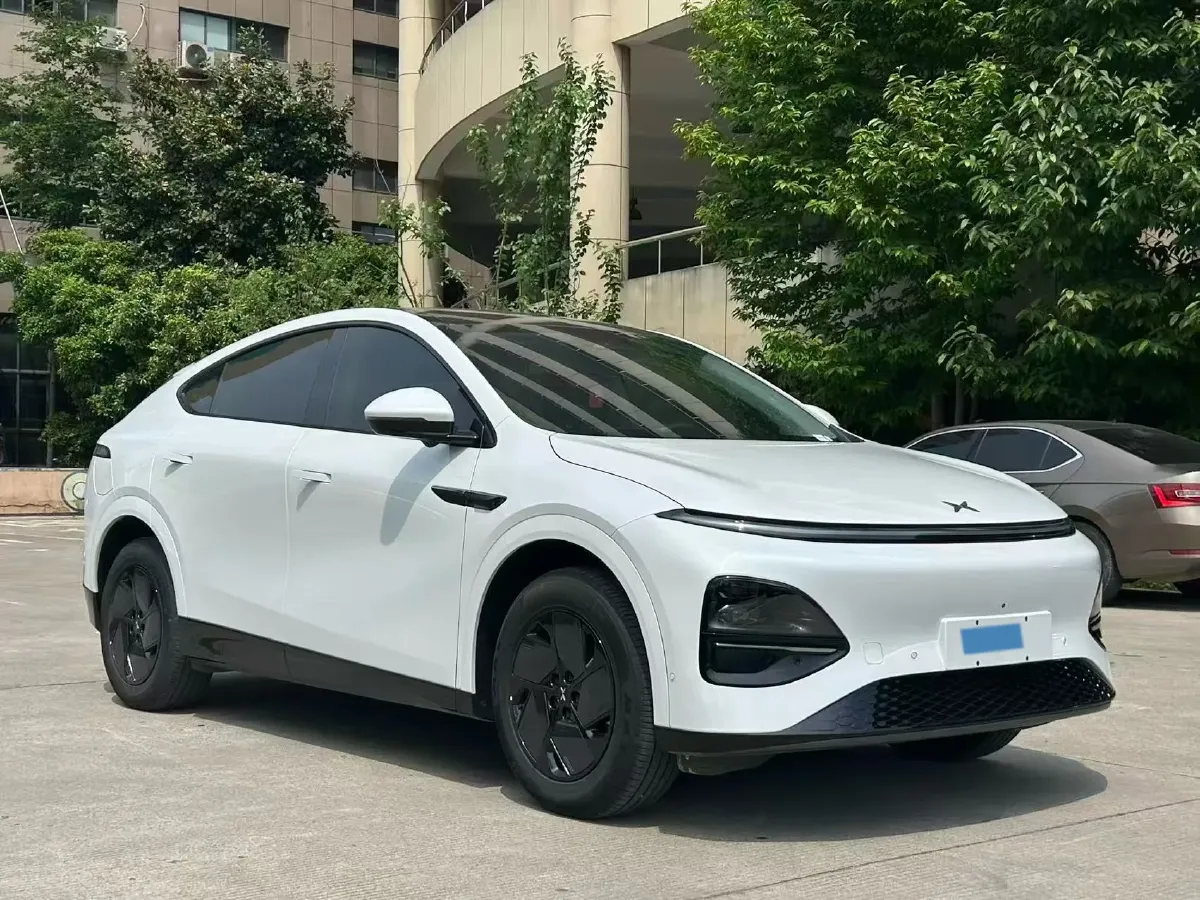 2025 Xpeng G6 BEV 68.5KWH,autocango,china used car exporter,china ev exporter,chinese used car exporter,chinese used ev exporter