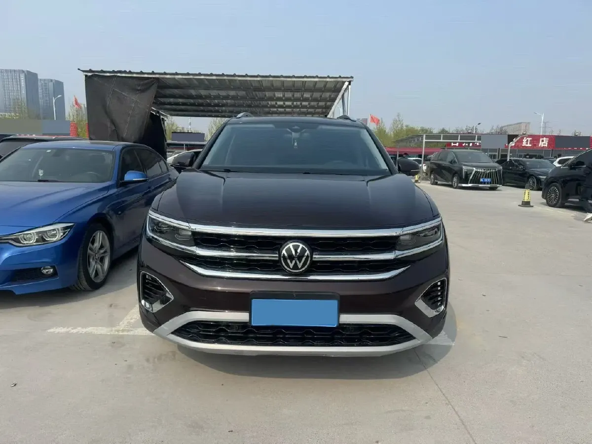 2021 Volkswagen Talagon 2.0T 220HP L4 7DCT,autocango,china used car exporter,china ev exporter,chinese used car exporter,chinese used ev exporter