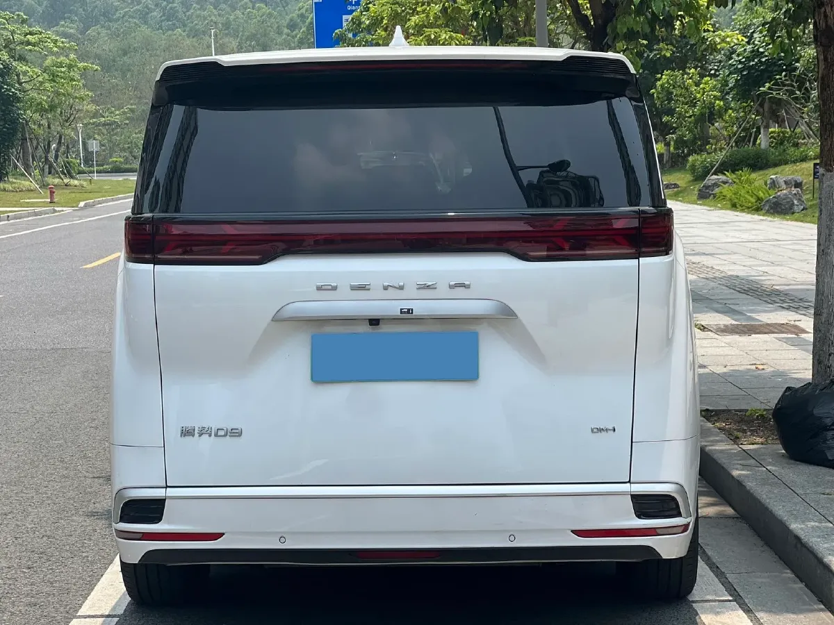 2022 HongQi HS7 3.0T 337HP V6 8AT,autocango,china used car exporter,china ev exporter,chinese used car exporter,chinese used ev exporter