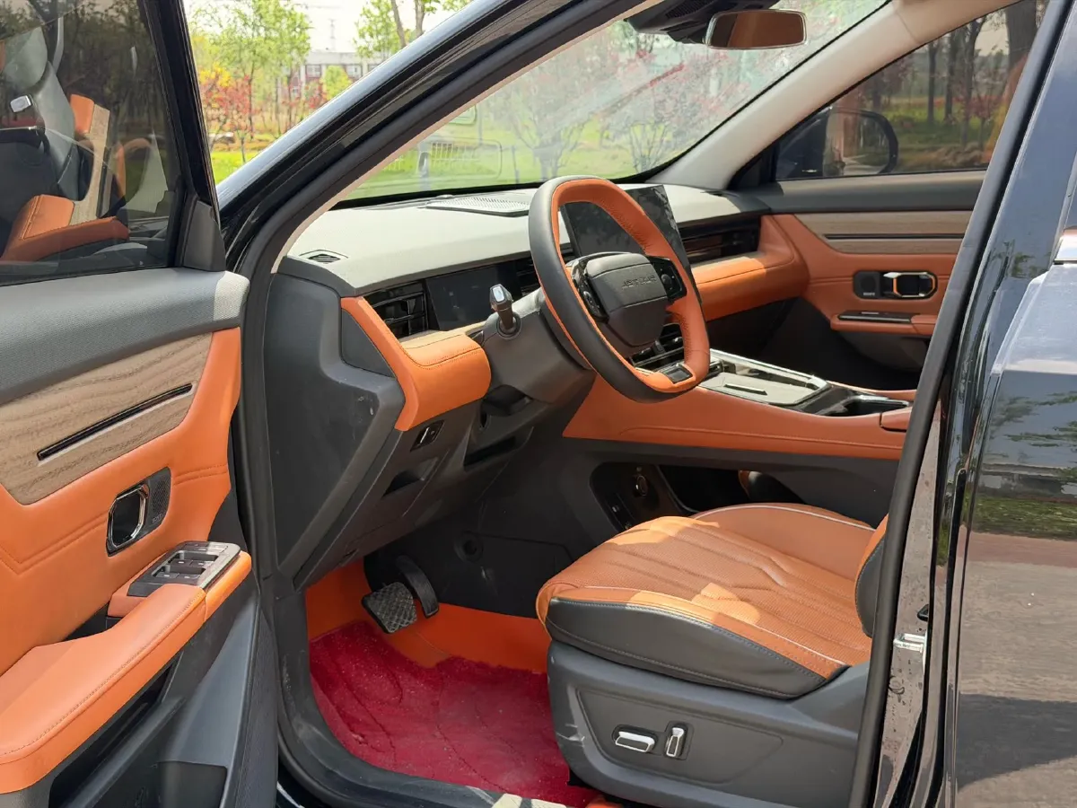 2025 Jetour DASHING 1.5T 184HP L4 7DCT,autocango,china used car exporter,china ev exporter,chinese used car exporter,chinese used ev exporter