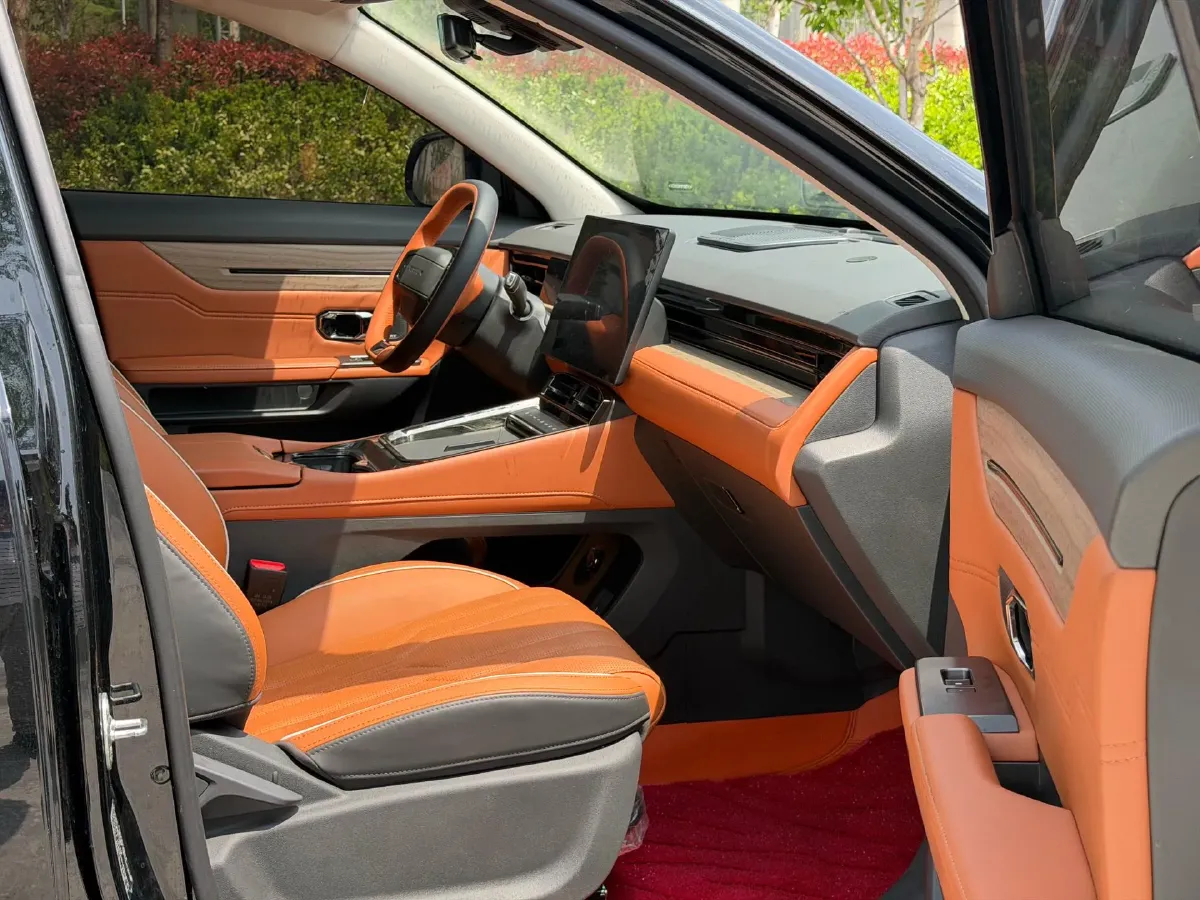 2025 Jetour DASHING 1.5T 184HP L4 7DCT,autocango,china used car exporter,china ev exporter,chinese used car exporter,chinese used ev exporter