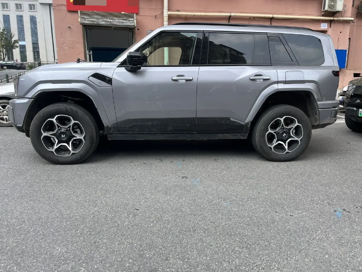 2025 Jetour Zongheng G700 2.0T 211HP L4 2DHT PHEV,autocango,china used car exporter,china ev exporter,chinese used car exporter,chinese used ev exporter