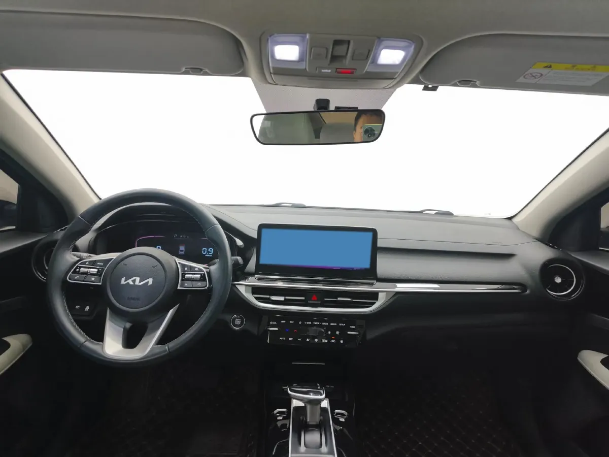 2023 Kia K3 1.4T 140HP L4 7DCT,autocango,china used car exporter,china ev exporter,chinese used car exporter,chinese used ev exporter