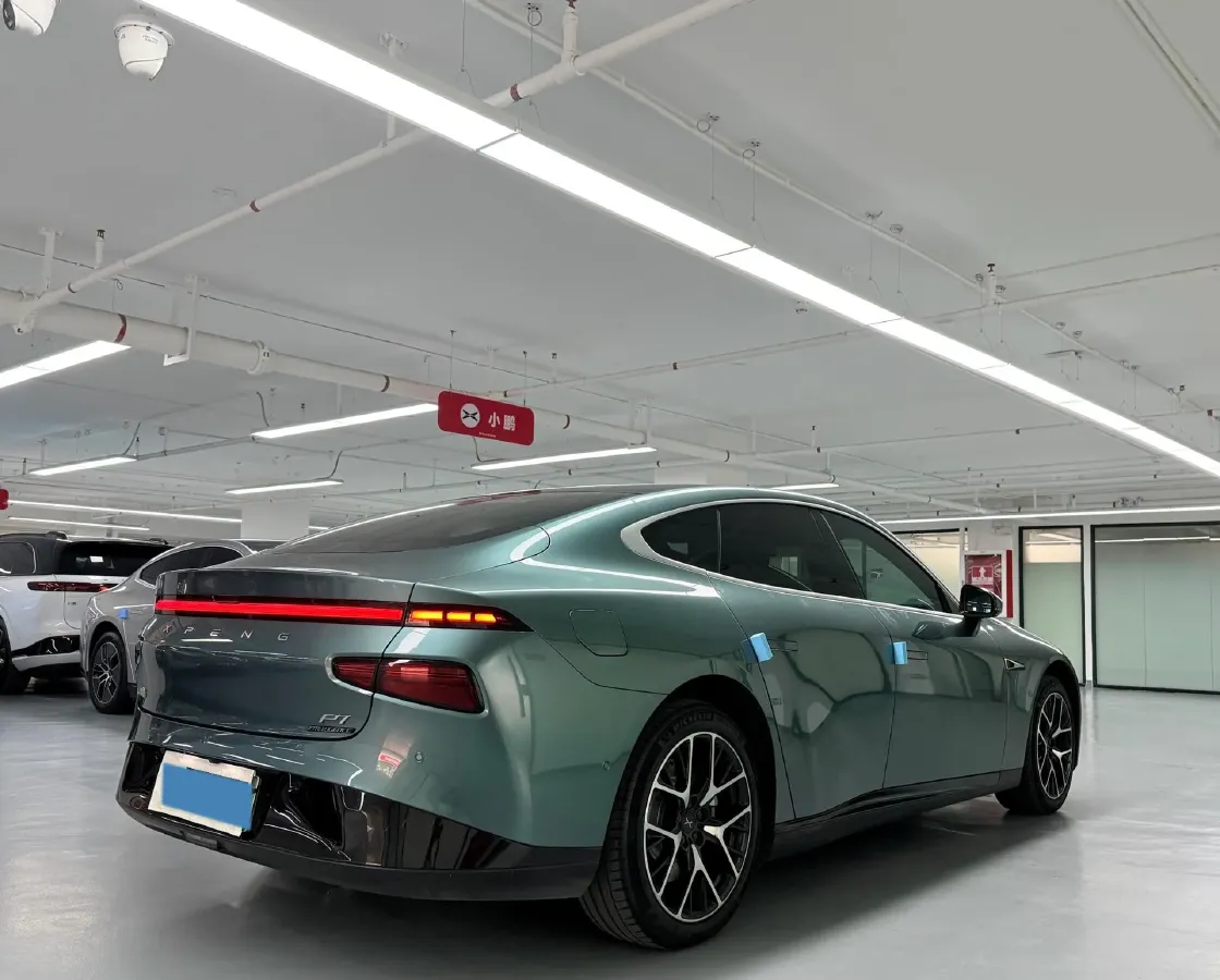 2023 Xpeng P7 BEV 86.2KWH,autocango,china used car exporter,china ev exporter,chinese used car exporter,chinese used ev exporter