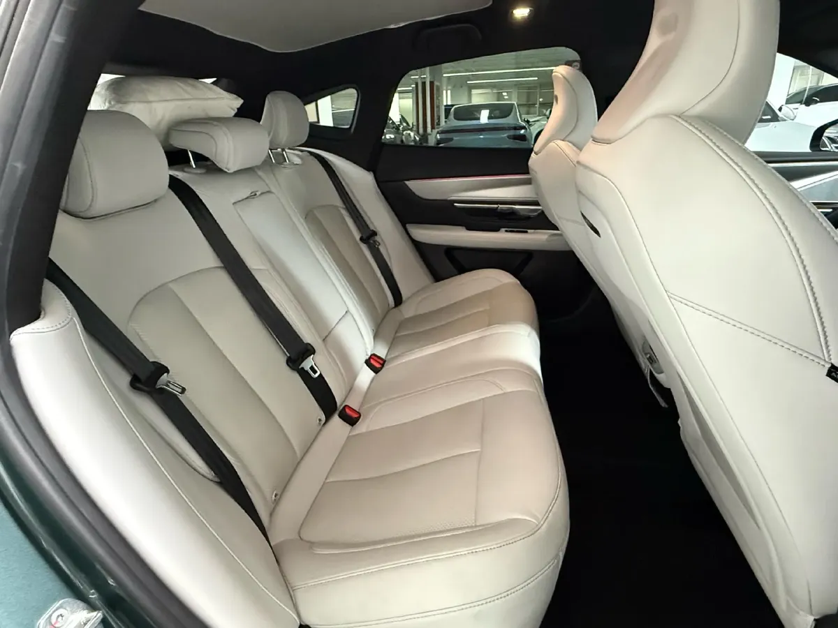 2023 Xpeng P7 BEV 86.2KWH,autocango,china used car exporter,china ev exporter,chinese used car exporter,chinese used ev exporter