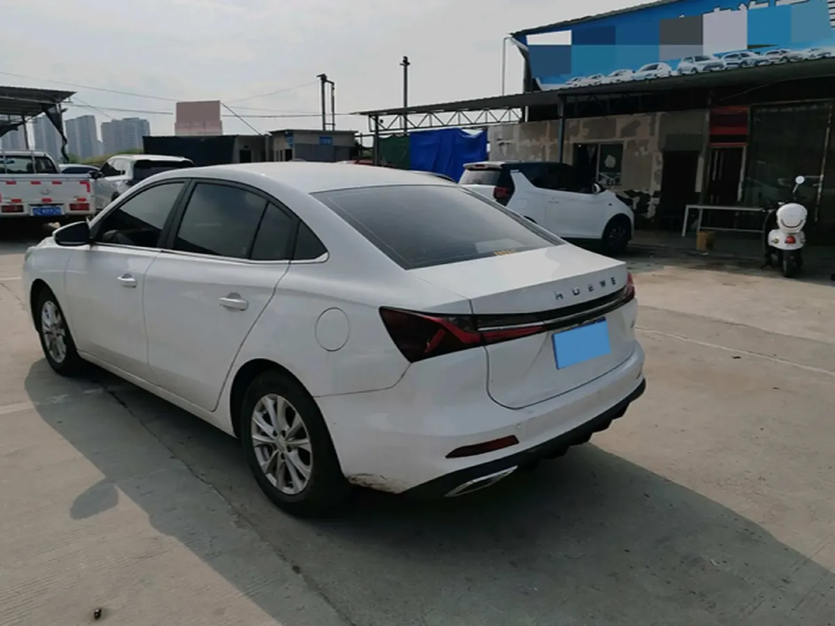 2023 Roewe i5 1.5L 129HP L4 CVT,autocango,china used car exporter,china ev exporter,chinese used car exporter,chinese used ev exporter