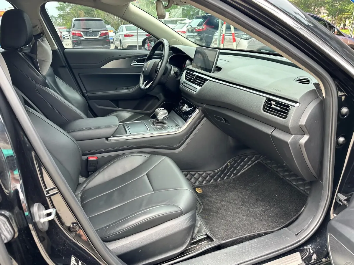 2020 HongQi H5 1.8T 197HP L4 6AT,autocango,china used car exporter,china ev exporter,chinese used car exporter,chinese used ev exporter