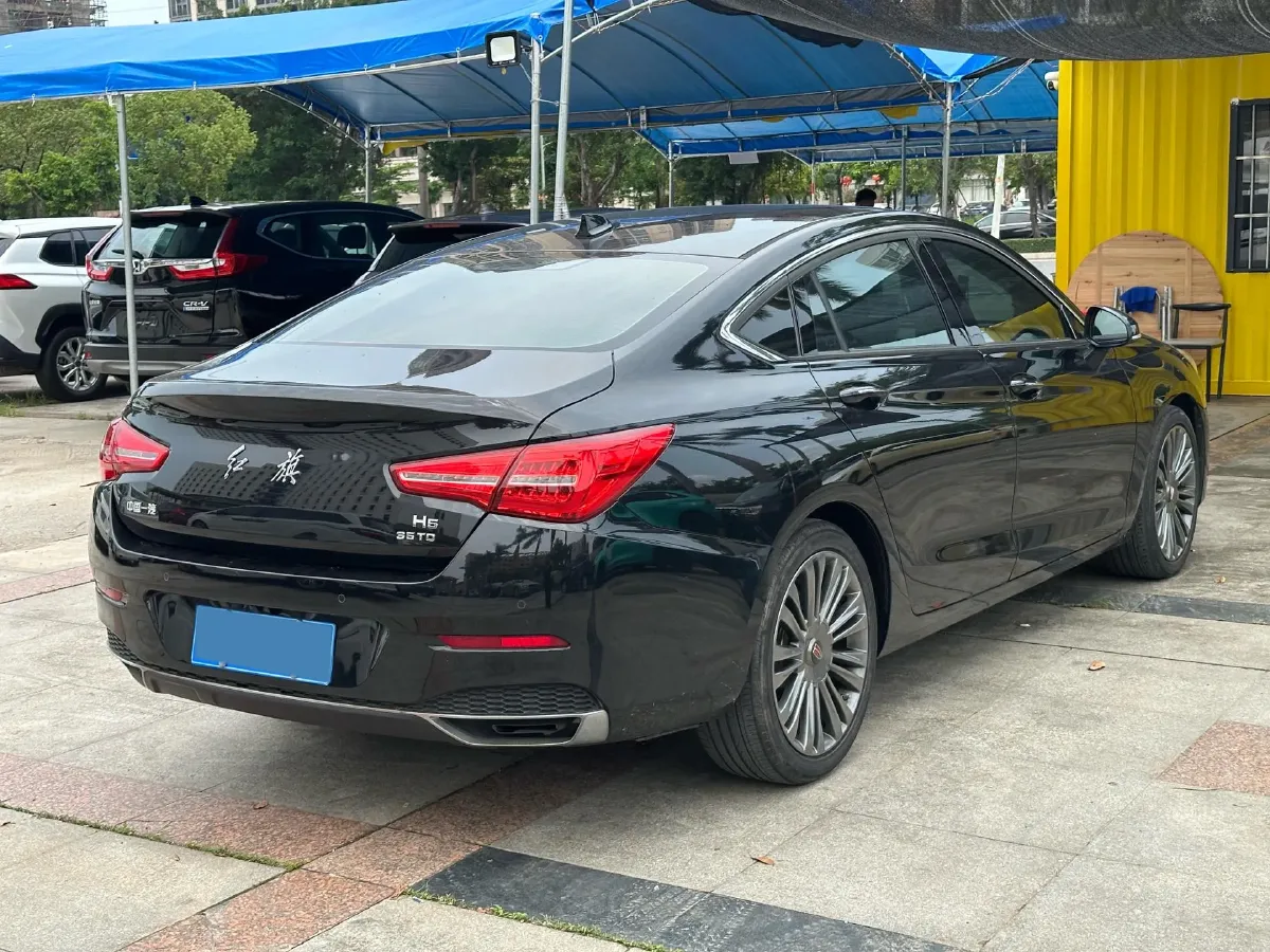 2020 HongQi H5 1.8T 197HP L4 6AT,autocango,china used car exporter,china ev exporter,chinese used car exporter,chinese used ev exporter