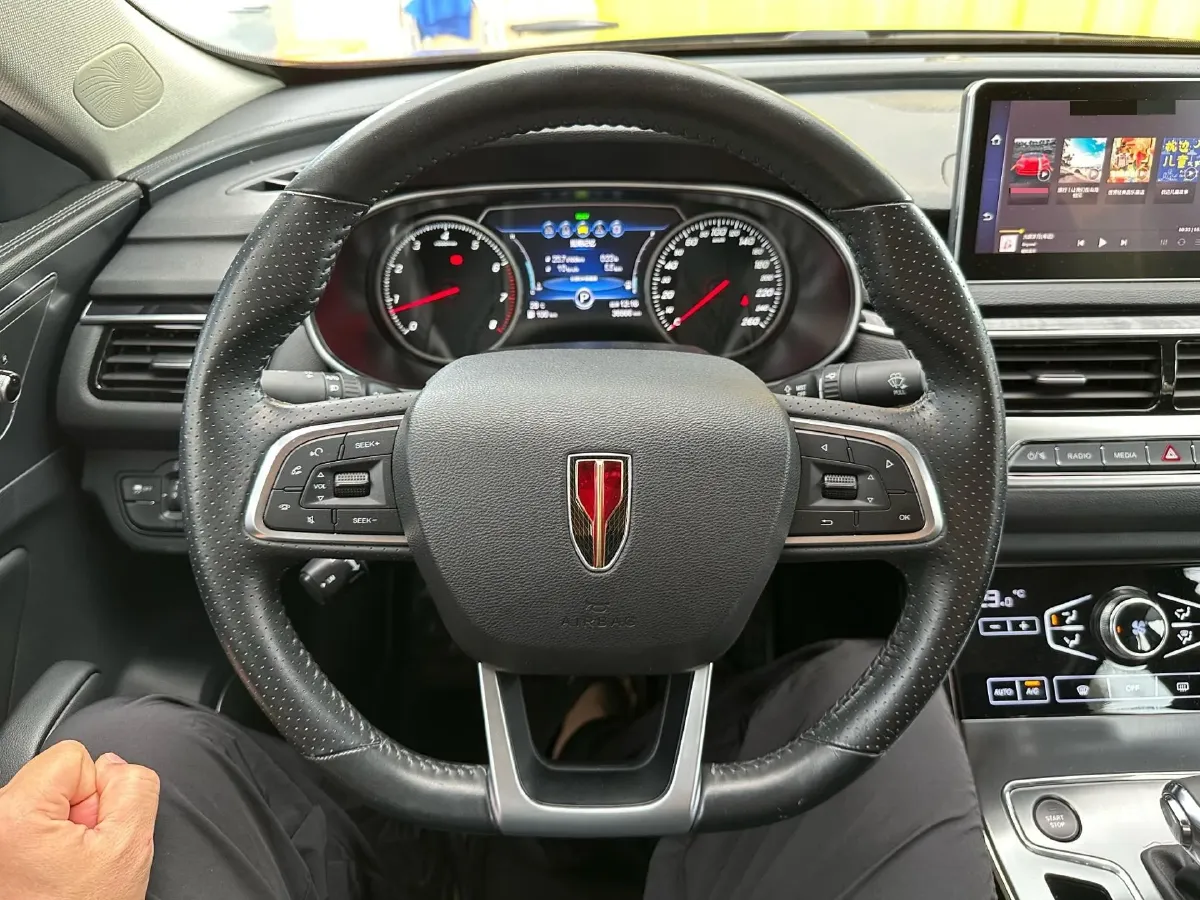 2020 HongQi H5 1.8T 197HP L4 6AT,autocango,china used car exporter,china ev exporter,chinese used car exporter,chinese used ev exporter