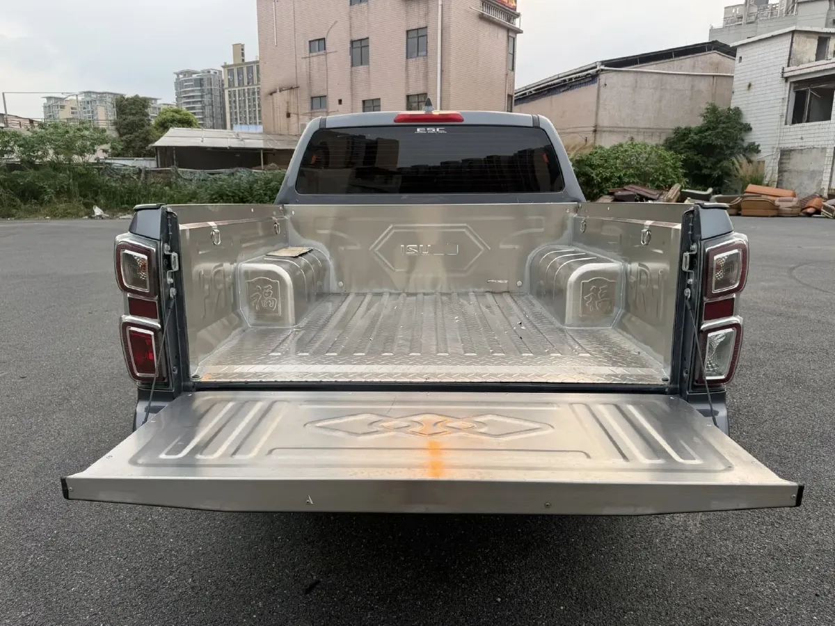 2021 Isuzu D-MAX 1.9T 163HP L4 6AT,autocango,china used car exporter,china ev exporter,chinese used car exporter,chinese used ev exporter